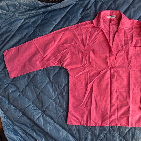 Pink cotton / poly blend shirt - perfect for summer! - Picture 8 of 10